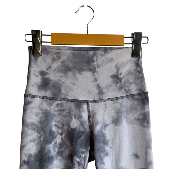 Lululemon Align Pant 25" Size 4 *Diamond Dye
Diamond Dye Stargaze Pitch … - Picture 3 of 6